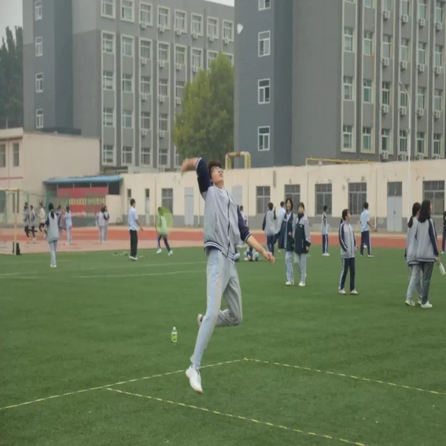 网球红土赛程观察：第327组精彩解析与启示